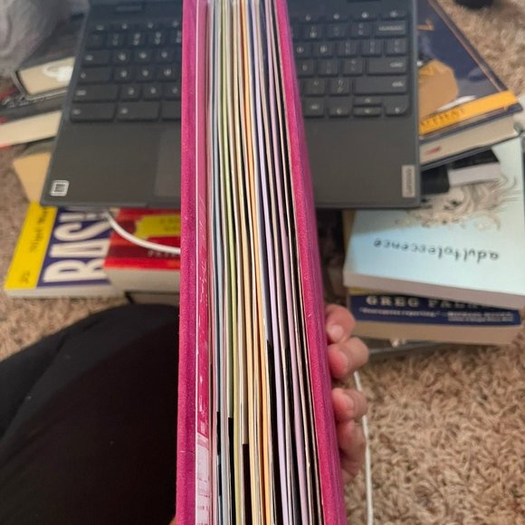 Sex and the City Complete Series - Picture 2 of 12